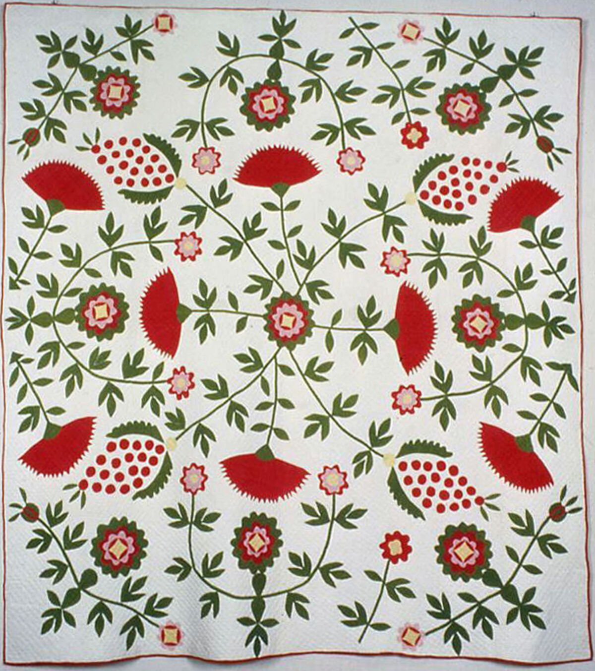 "Cockscomb, Rose Tree, and Pineapple" Quilt